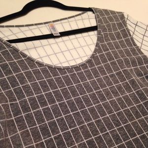 LuLaRoe Perfect tee